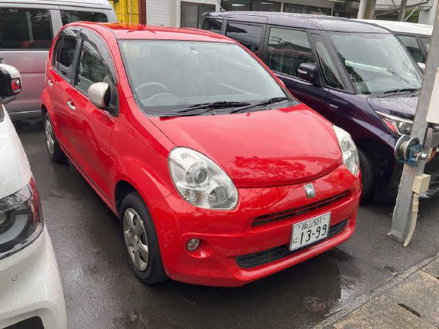 Used TOYOTA Passo