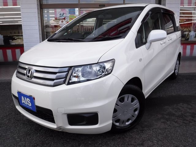 Used HONDA FREED Spike