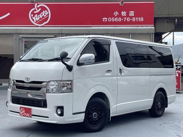 Toyota Hiace Regius VAN 2WD