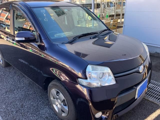 Used TOYOTA SIENTA