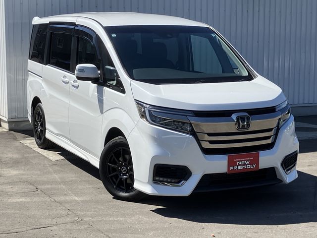 Honda Stepwagon Spada 4WD