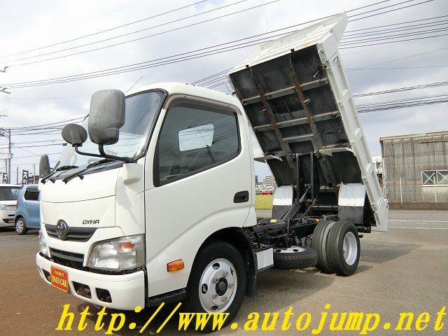 Used TOYOTA DYNA