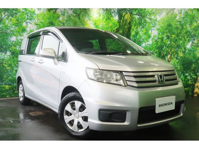 Honda Freed Spike