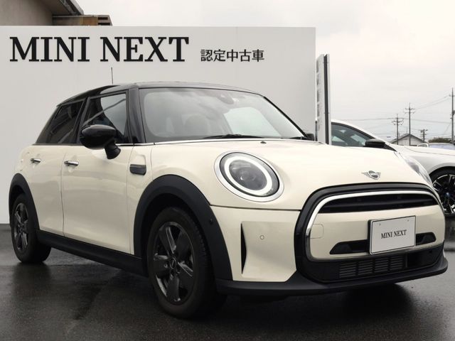 Used BMW MINI COOPER D 5DOOR