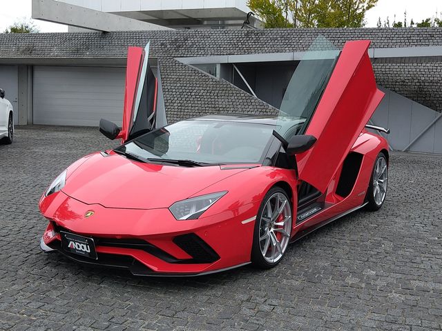 Lamborghini Lamborghini Aventador