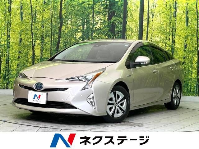 Used TOYOTA PRIUS