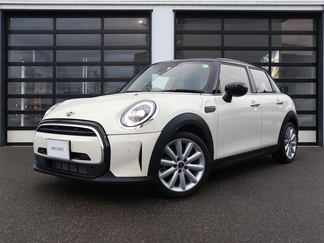 Used BMW MINI COOPER D 5DOOR