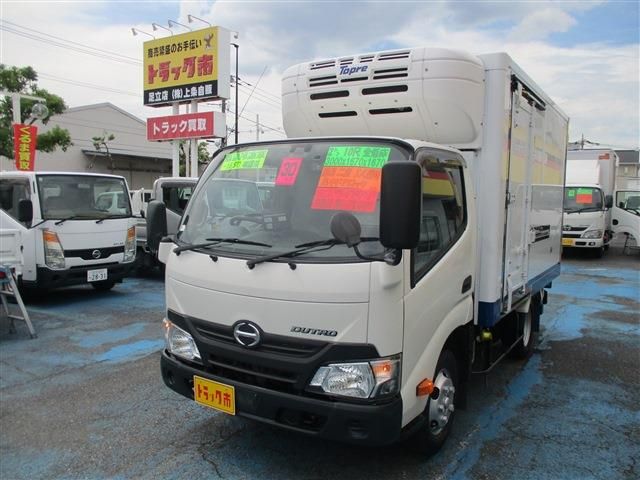 Hino デュトロ