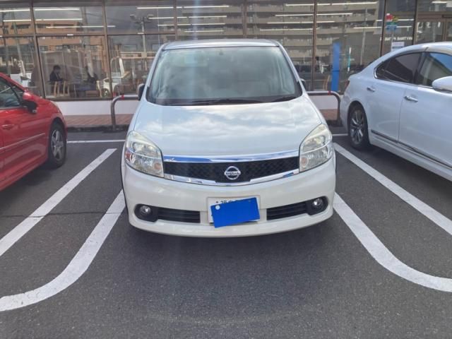 Used NISSAN LAFESTA