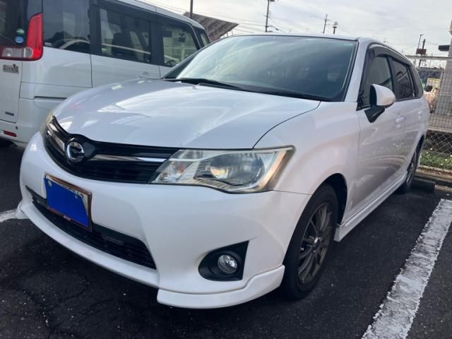 Used TOYOTA Corolla Fielder