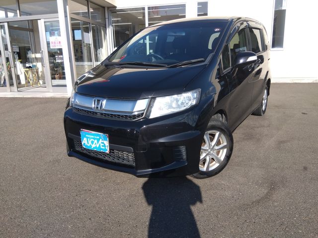 Honda Freed Spike 4WD