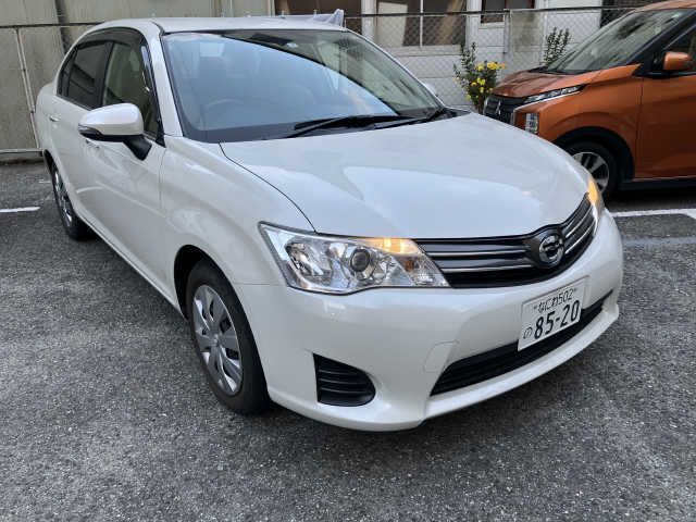 Used TOYOTA COROLLA AXIO