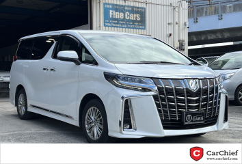 Toyota Alphard Hybrid 4WD