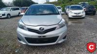 Used TOYOTA Vitz