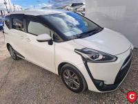 Used TOYOTA SIENTA